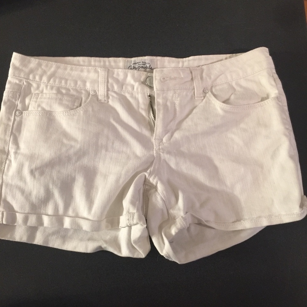 👗 3 for $15 White Aeropostale Shorts